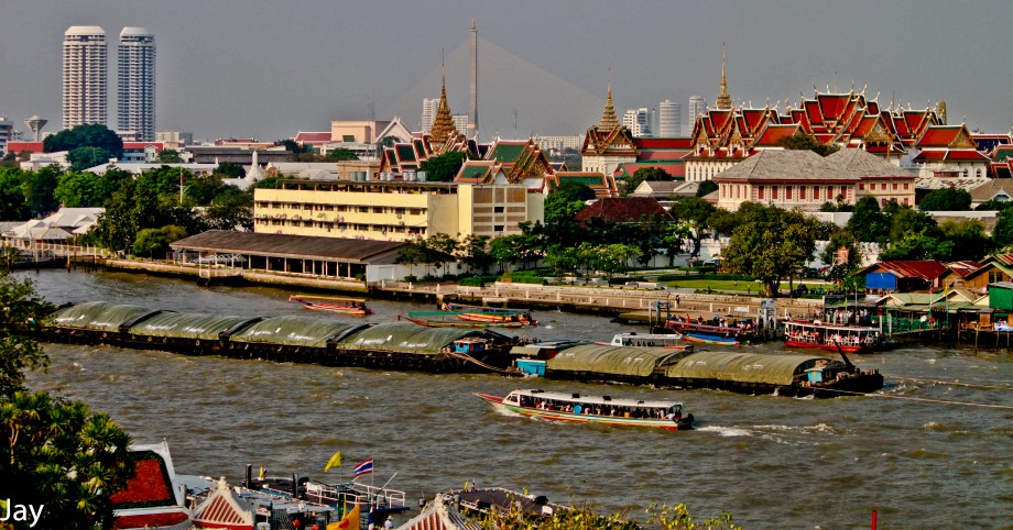 Bangkok across the river