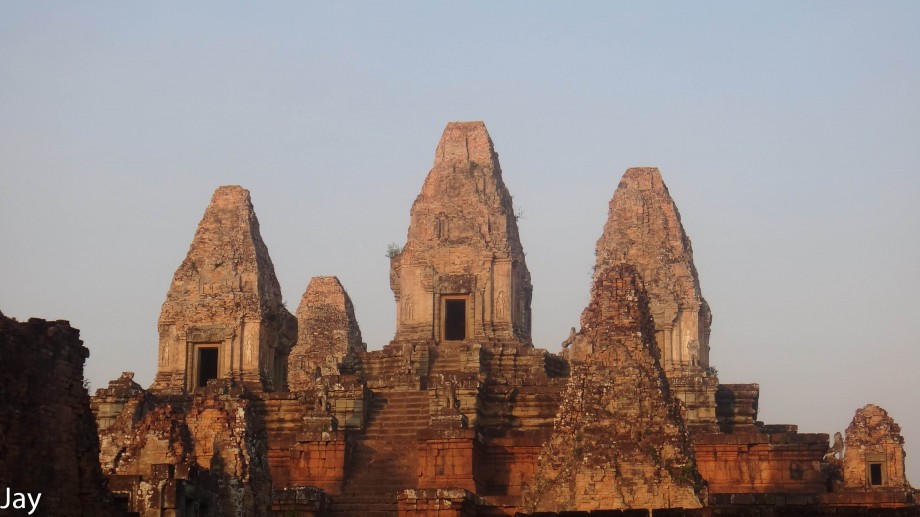 Backpacking across SE Asia: Banteay Srei & Preah Khan 2