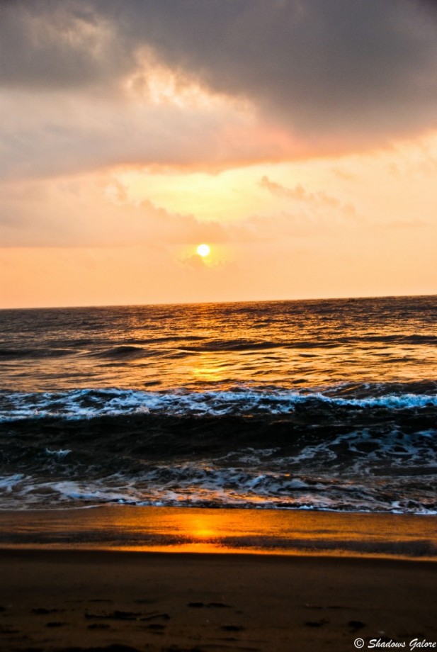 Chennai-scape: Sunrise at Thiruvanmayur Beach 1