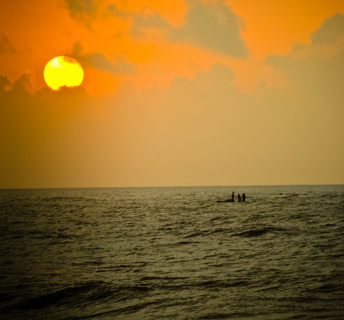 Chennai-scape: Sunrise at Thiruvanmayur Beach