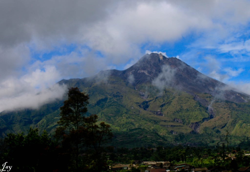 Merapi: Mountain of Fire 6