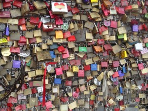 Cologne, Bonn and Königswinter - A memoir 7 Love padlocks