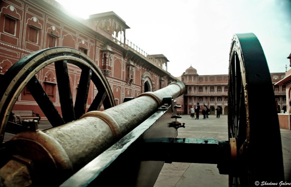 Jaipur-Sarvatobhadra-Chowk-Cannon