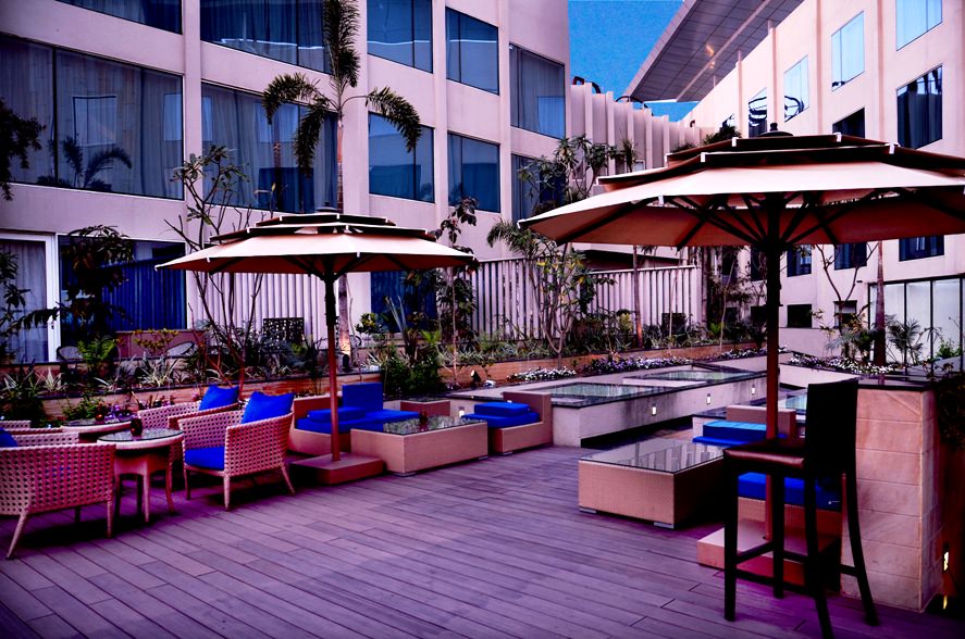 AIRE - Skybar & Grills
