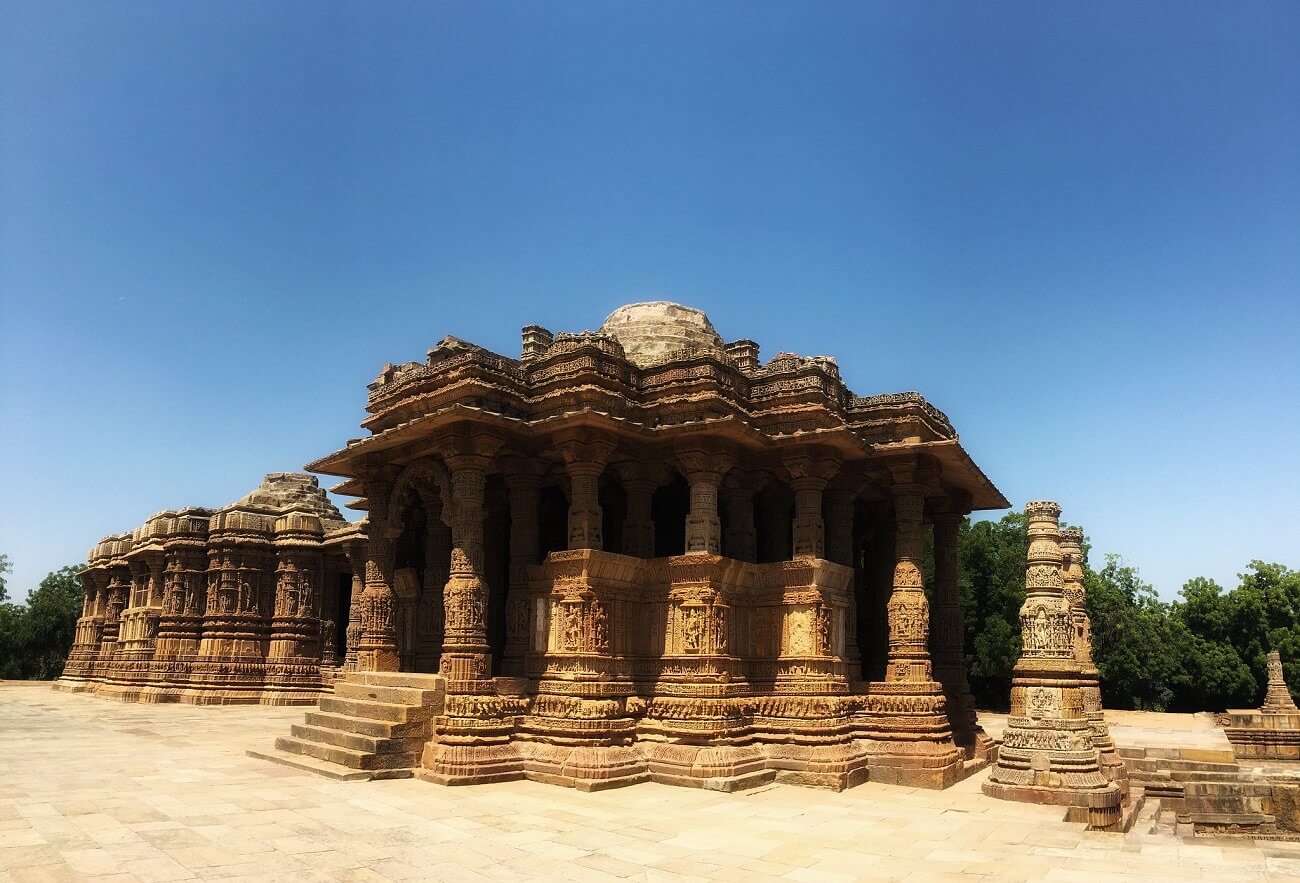 Modhera_Sun_Temple_Dance_Hall