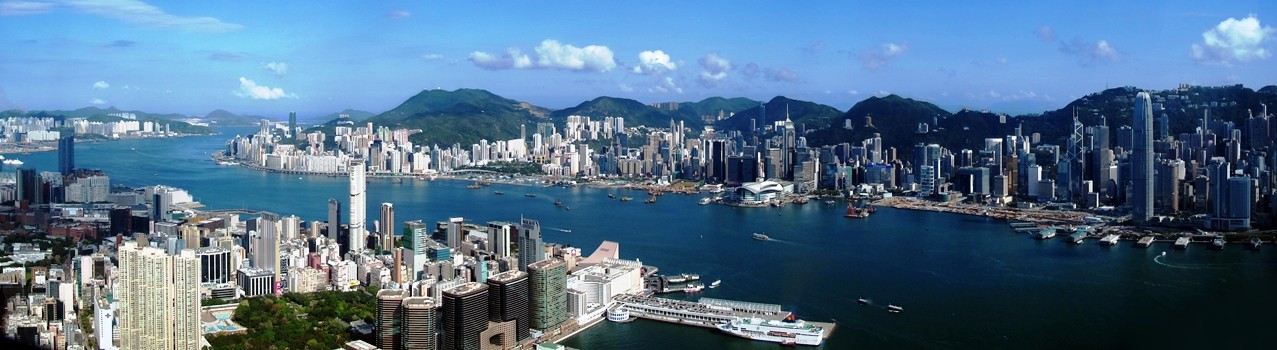 5 Fun Attractions In Hong Kong To Visit With Family 1 Hong_Kong_Victoria_Harbour_Pano_View_from_ICC_201105